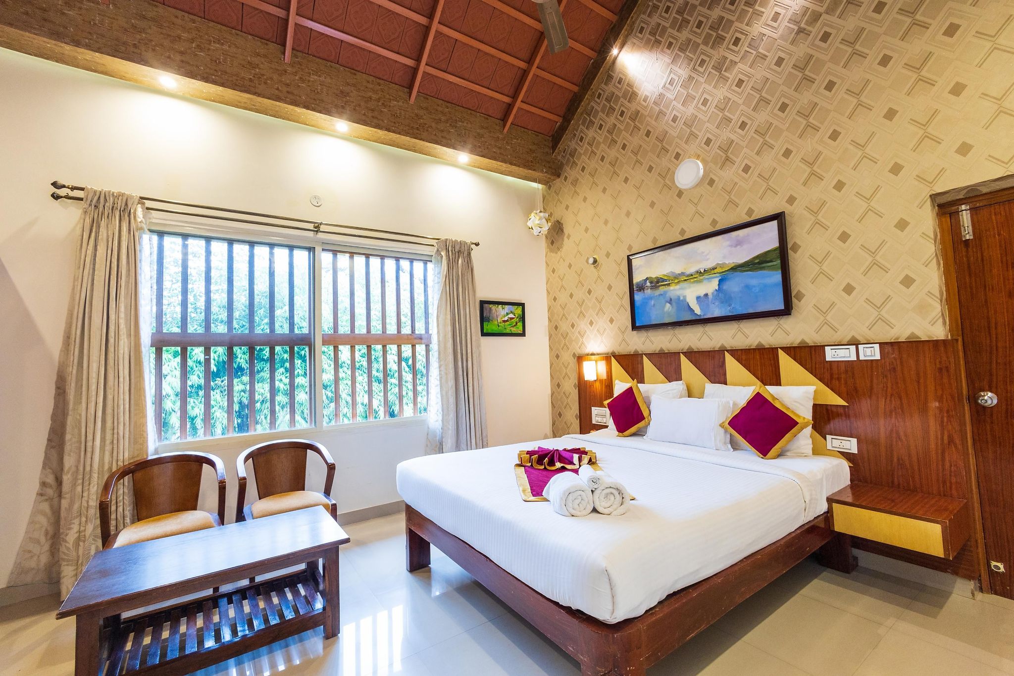 Honey Dewwz Exotica Hotel and Resort Heritage Deluxe 9