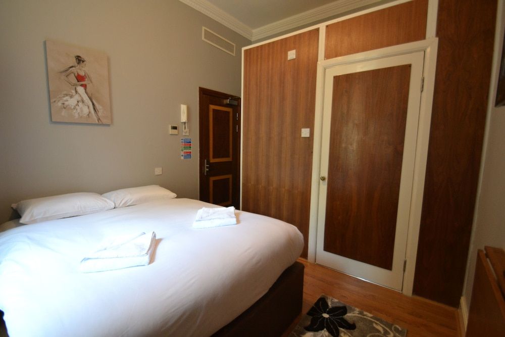 Hyde Park Suites - Apartments Double Room 2