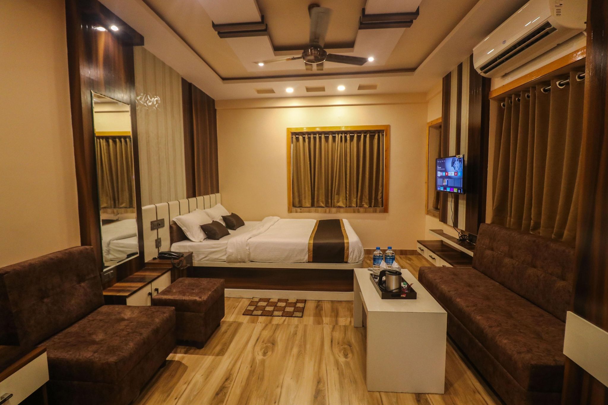 Mini Suite