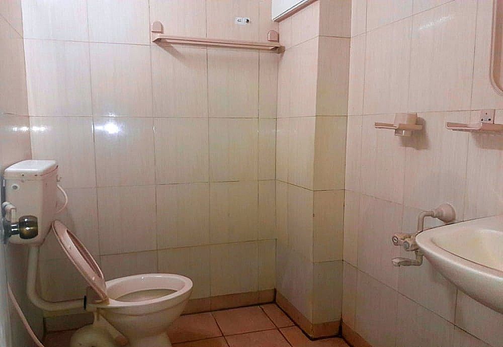 Hotel Sapthagiri Nest Business Room 4