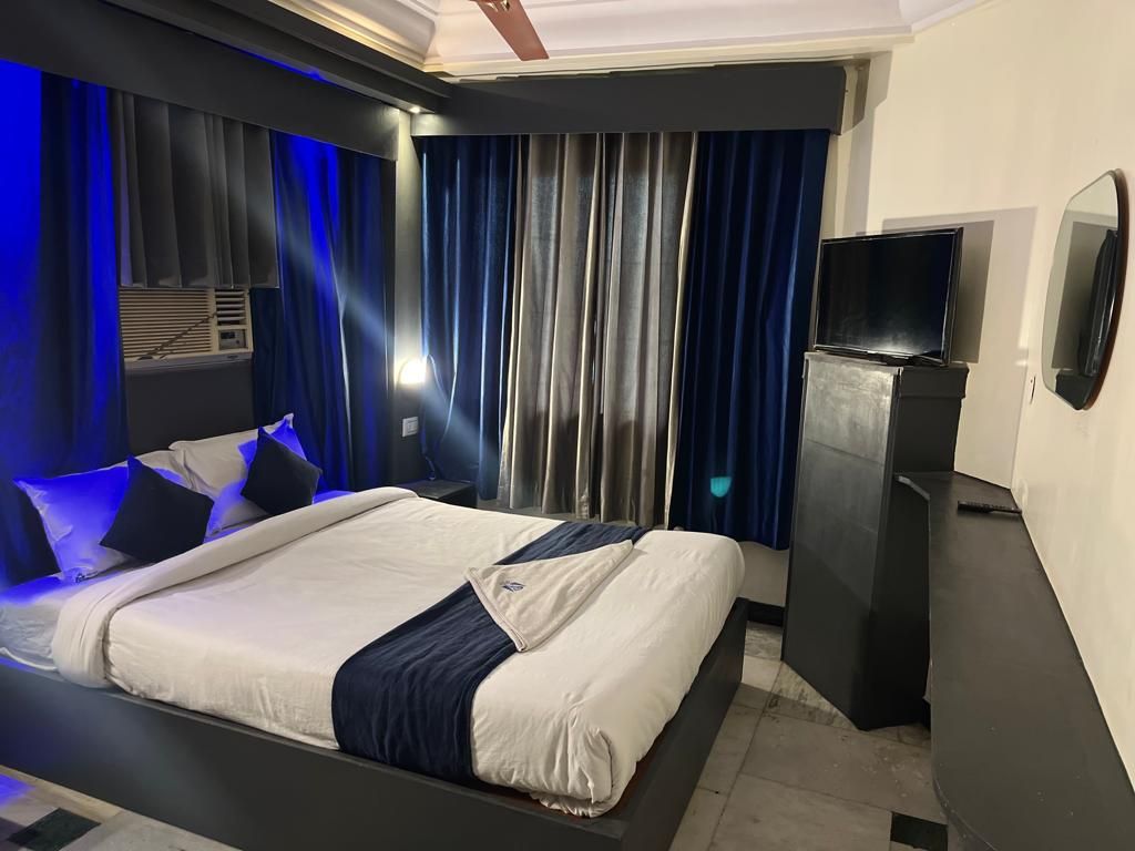 Royal Deluxe Double Ac Room