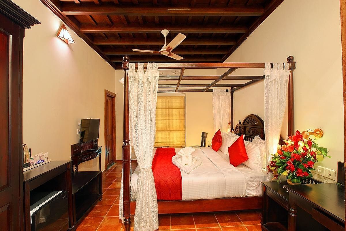 Kovilakam Heritage Resort Deluxe Rooms 2