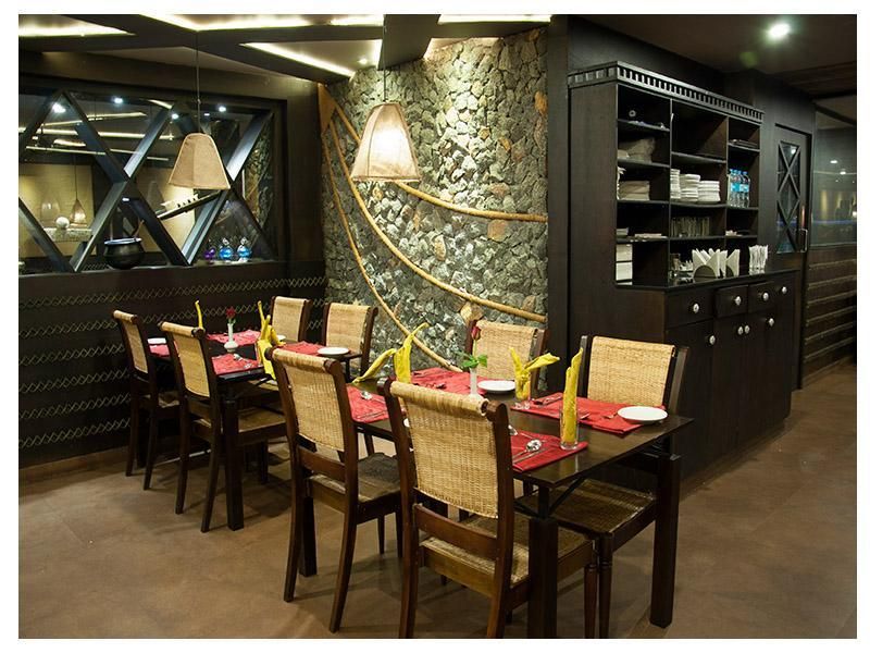 Food & Dining