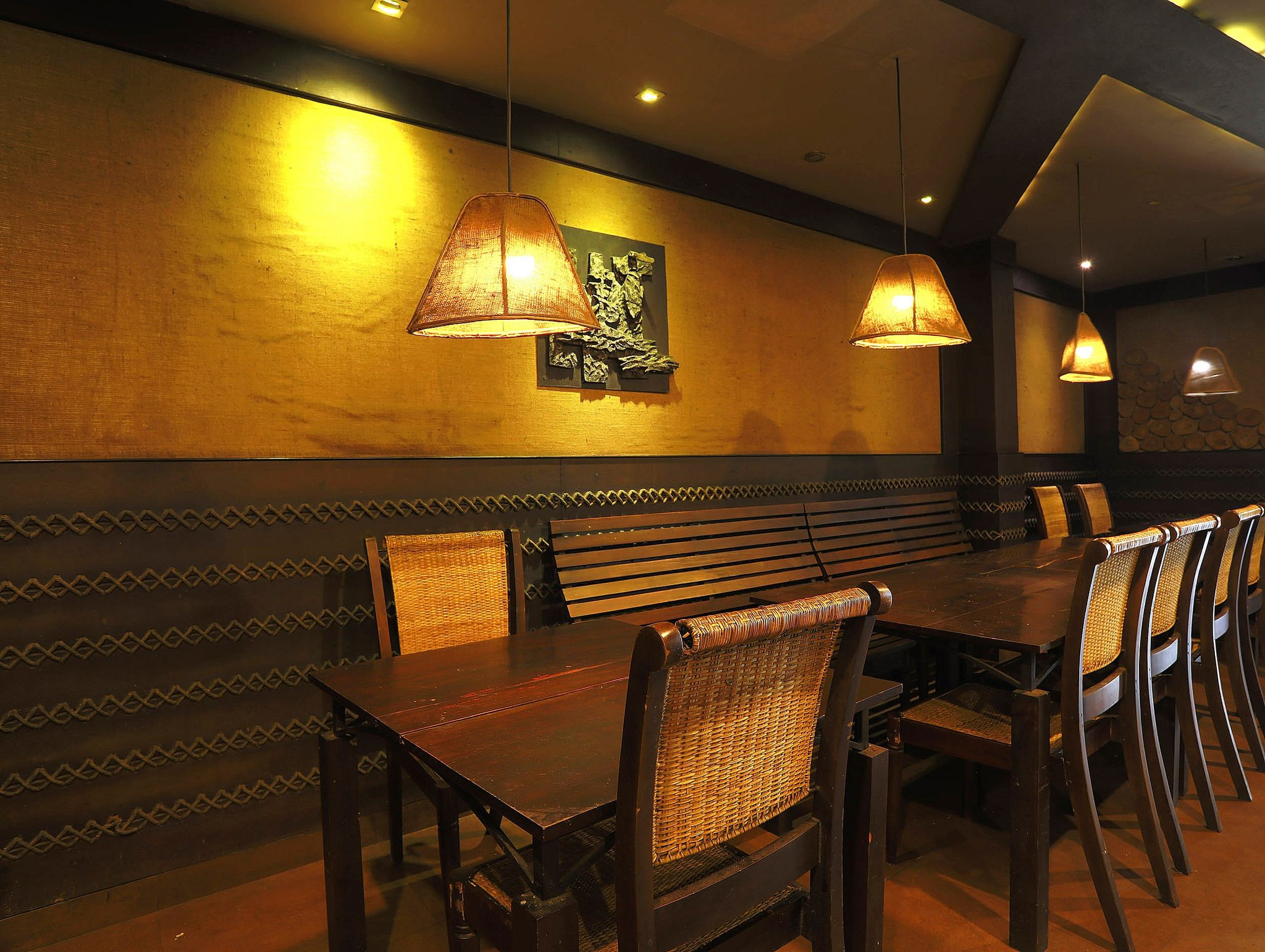 Food & Dining