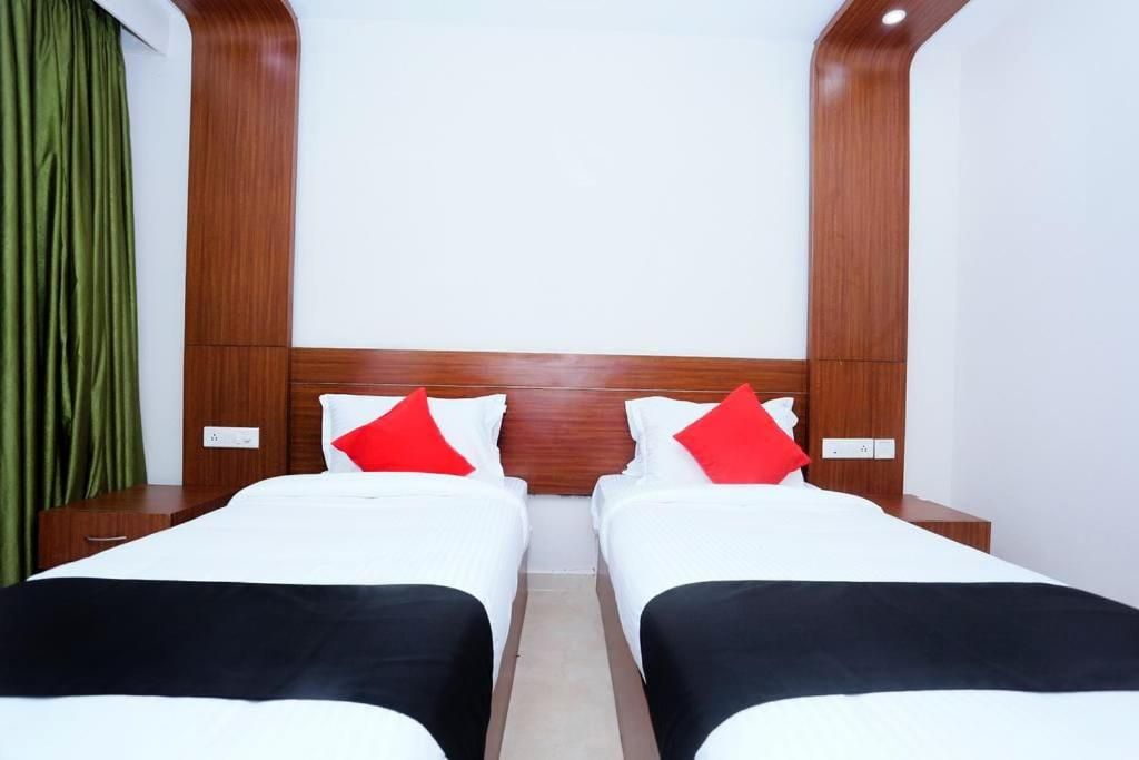 Southgate hotel by majestic Deluxe Double AC 2
