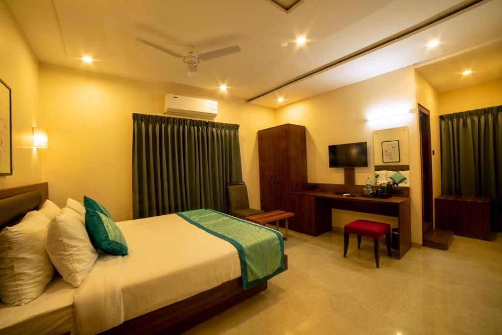 The Bliss Hotel Hubli Deluxe Room 2