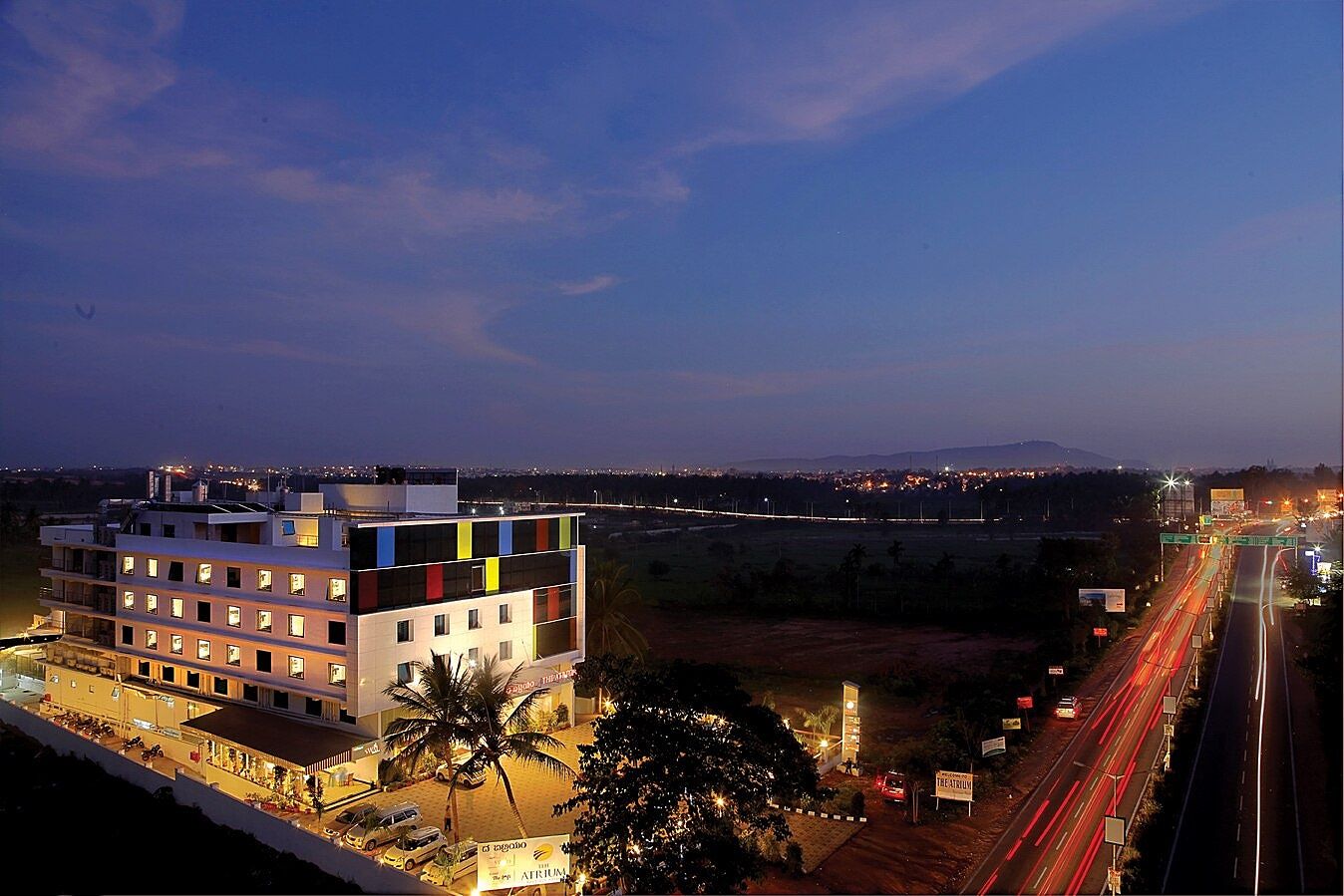 undefined The Atrium Boutique Hotel 2