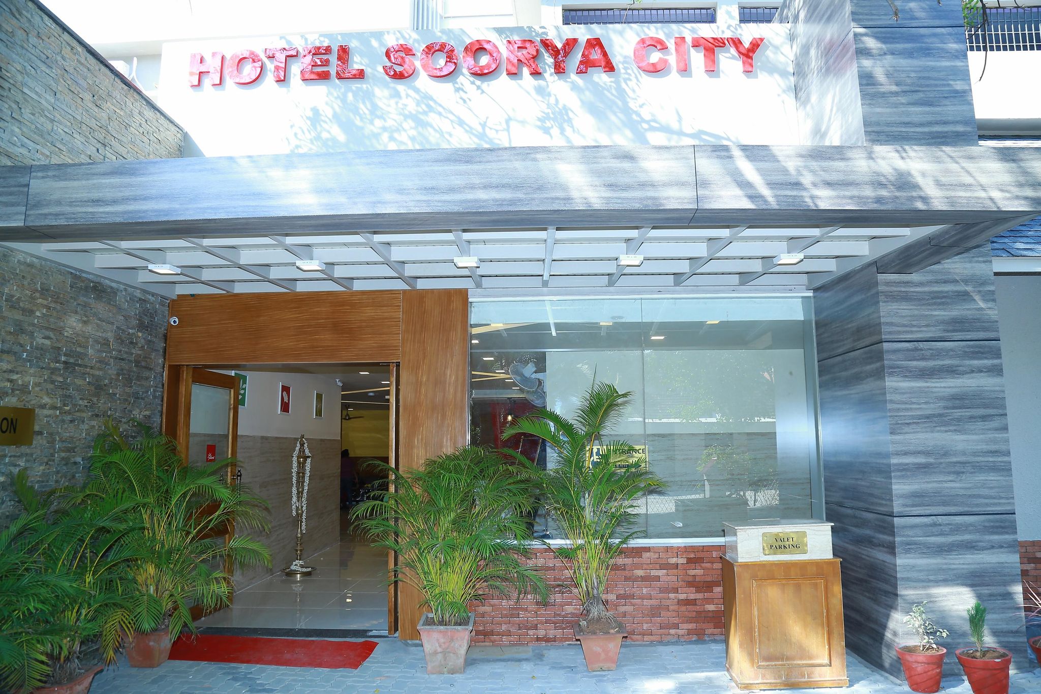 undefined Soorya City 8