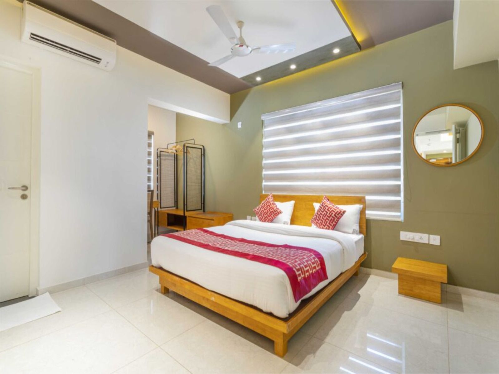 One Bedroom Apartment