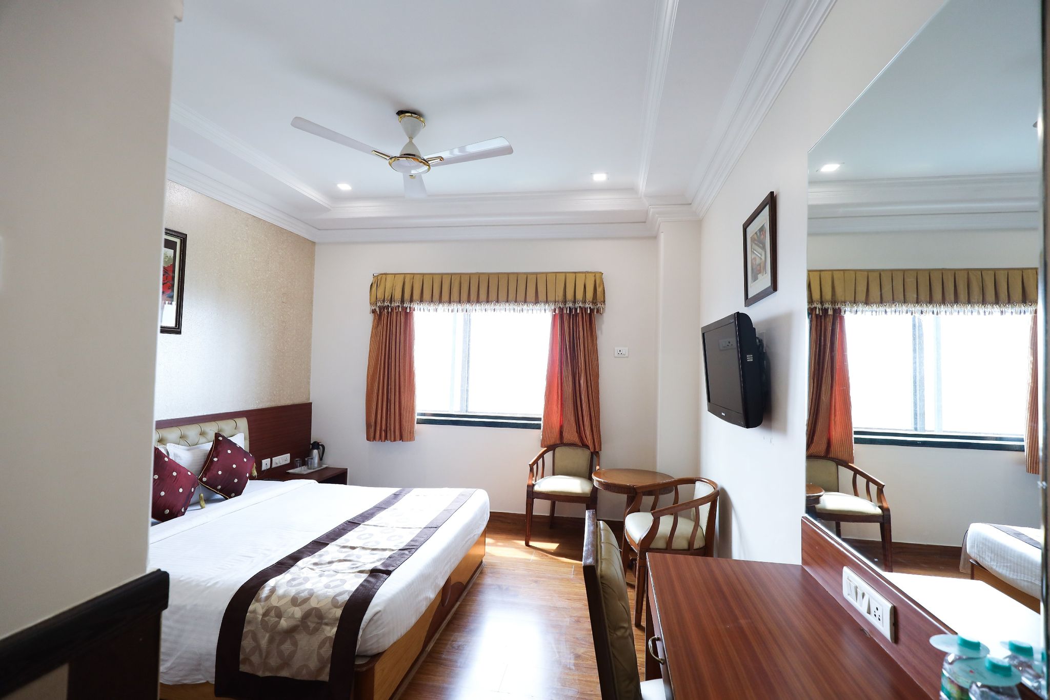 Wingston A Treehouse Hotel- Mathura Deluxe 4