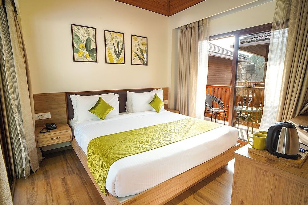 Treehouse MARS Beach Cottages Premier Cottage 5