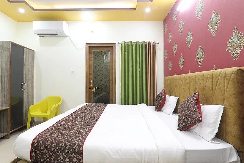 Hotel Aman Gold Deluxe Room 5