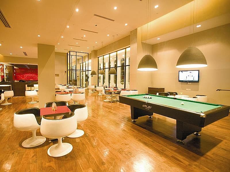 Bar/lounge