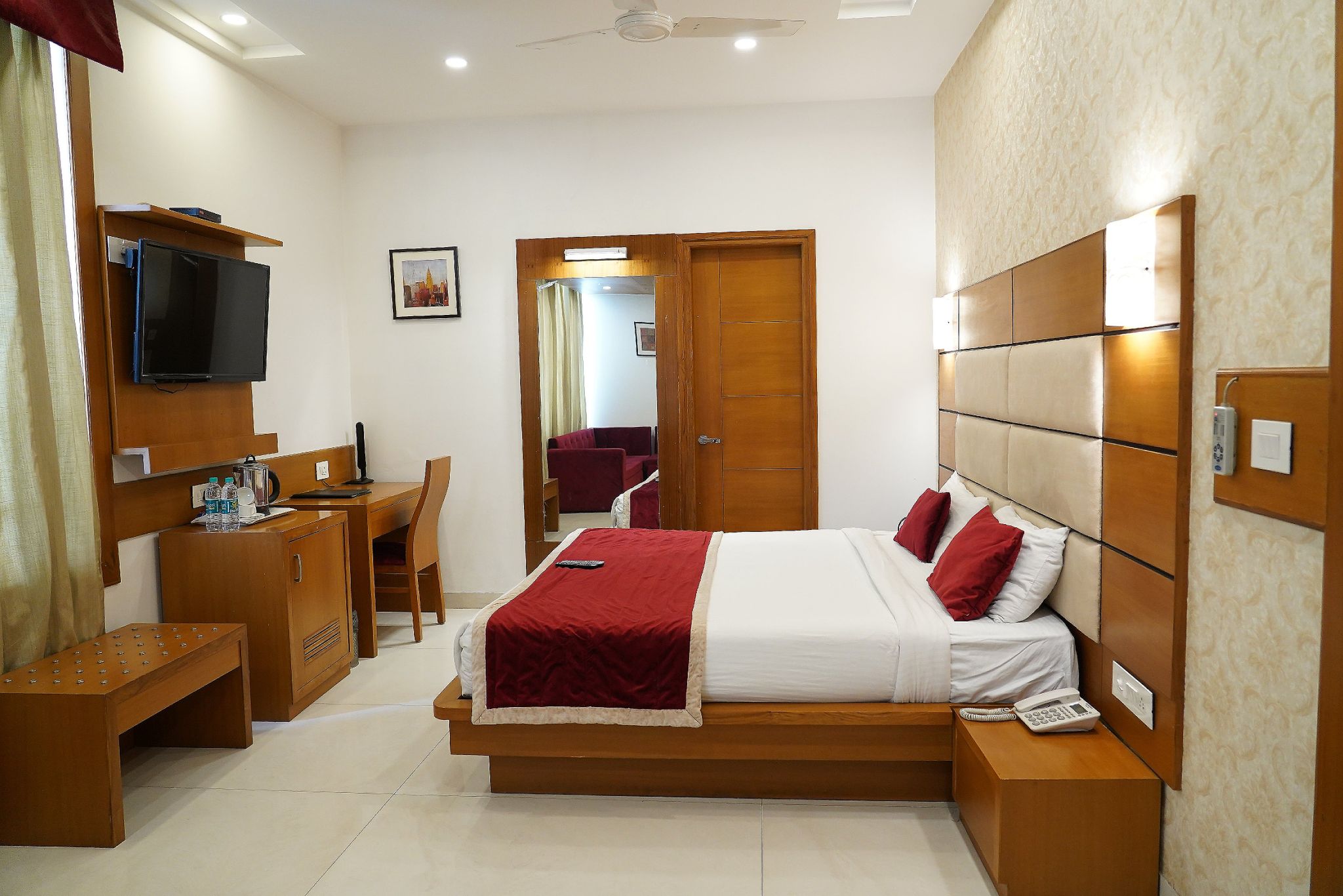 Coral Gold Room