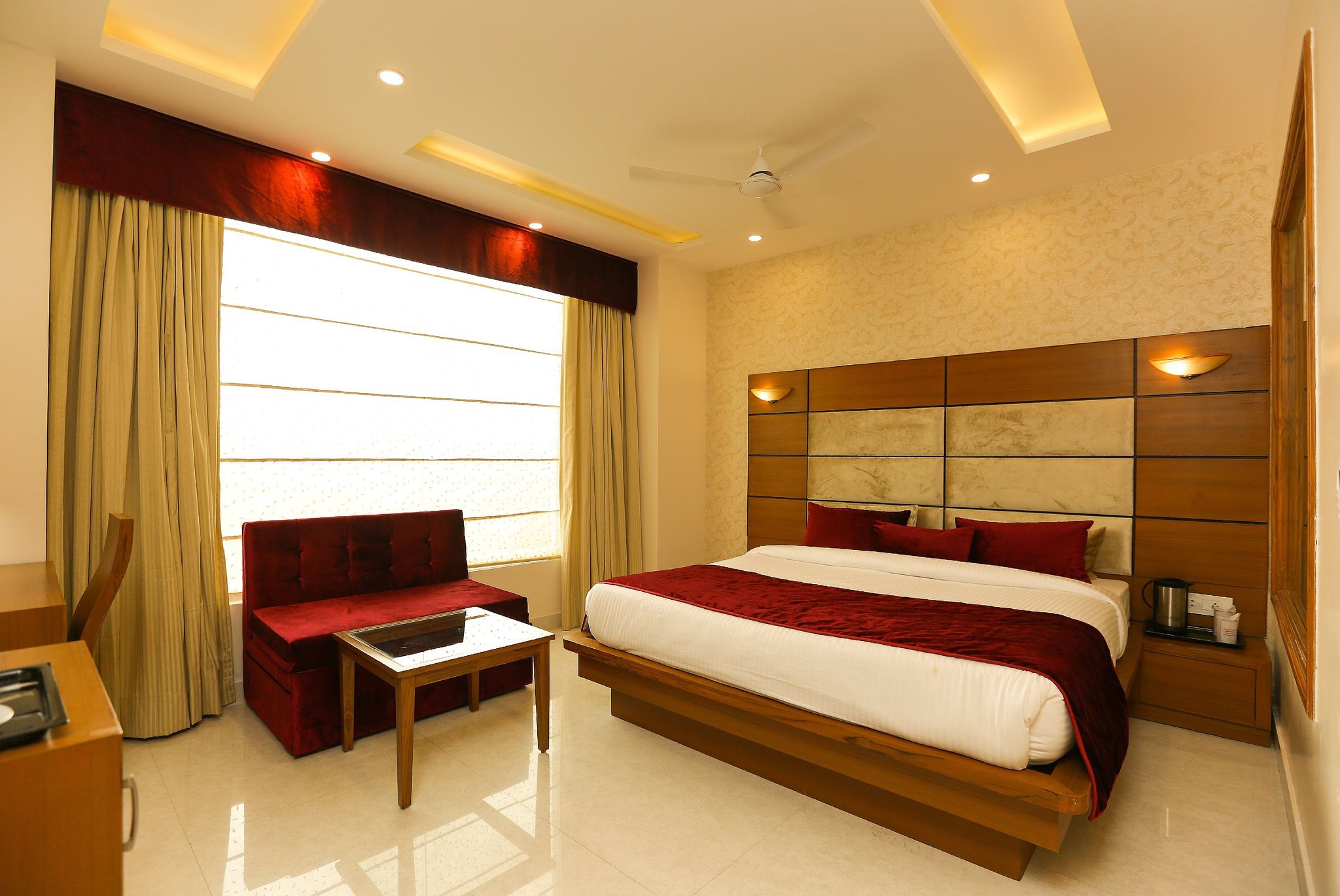 Coral Gold Room