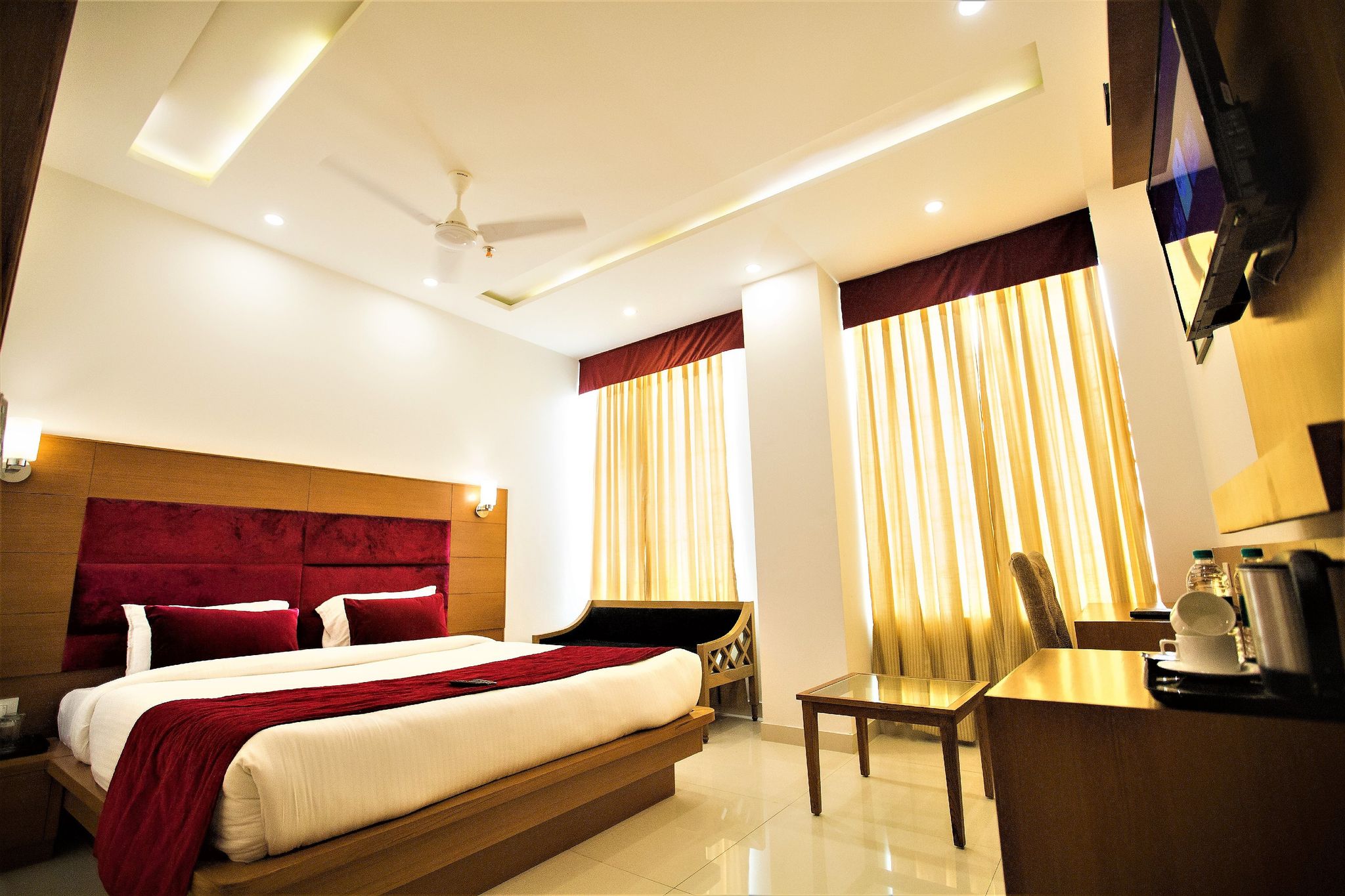 Hotel Coral Star Coral Silver Room with Work Desk 14