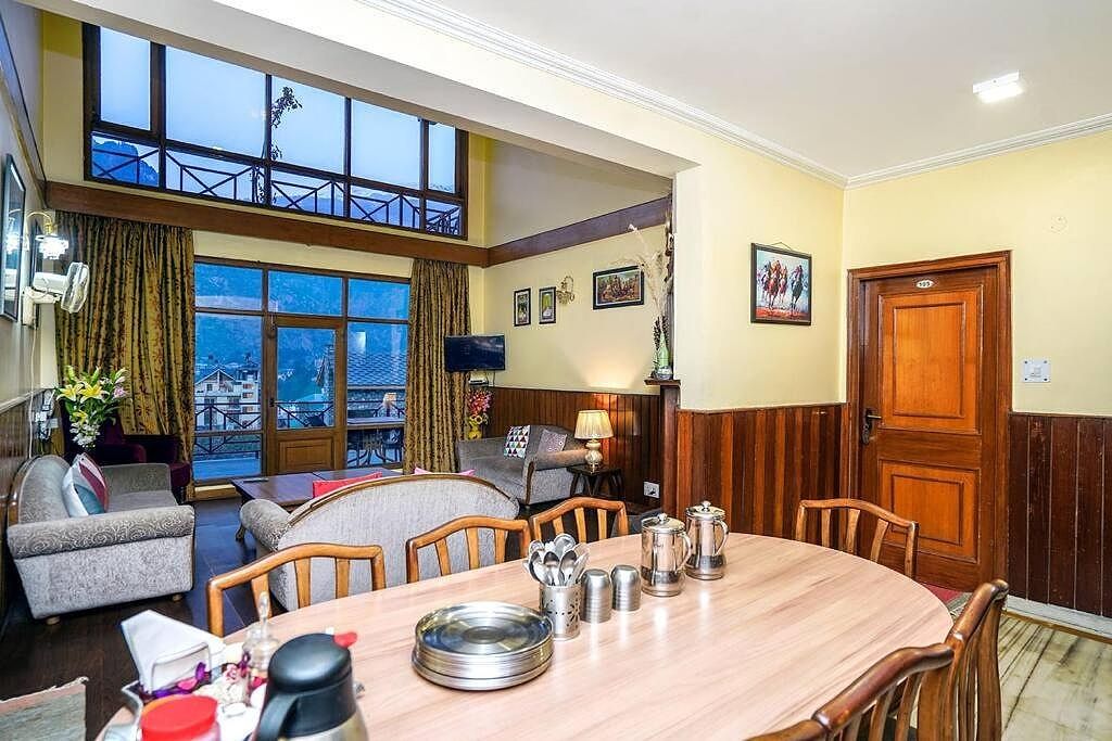 Emiliana cottage