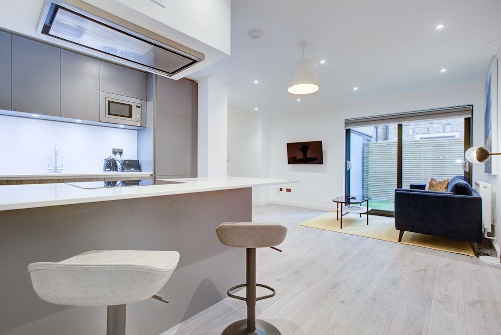 undefined Charming 2-bed Apartment in London 5