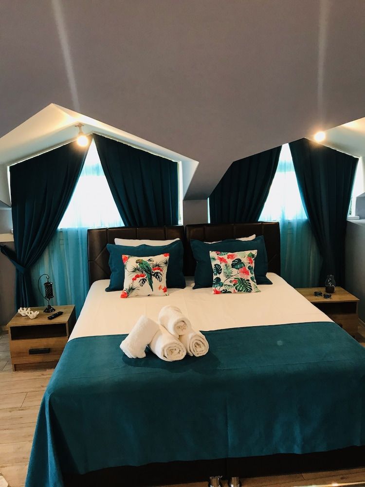 undefined Sirena's Suites 4