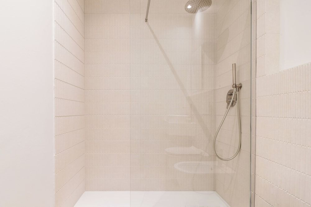 easyhomes - City Centre Suites Deluxe Studio 10