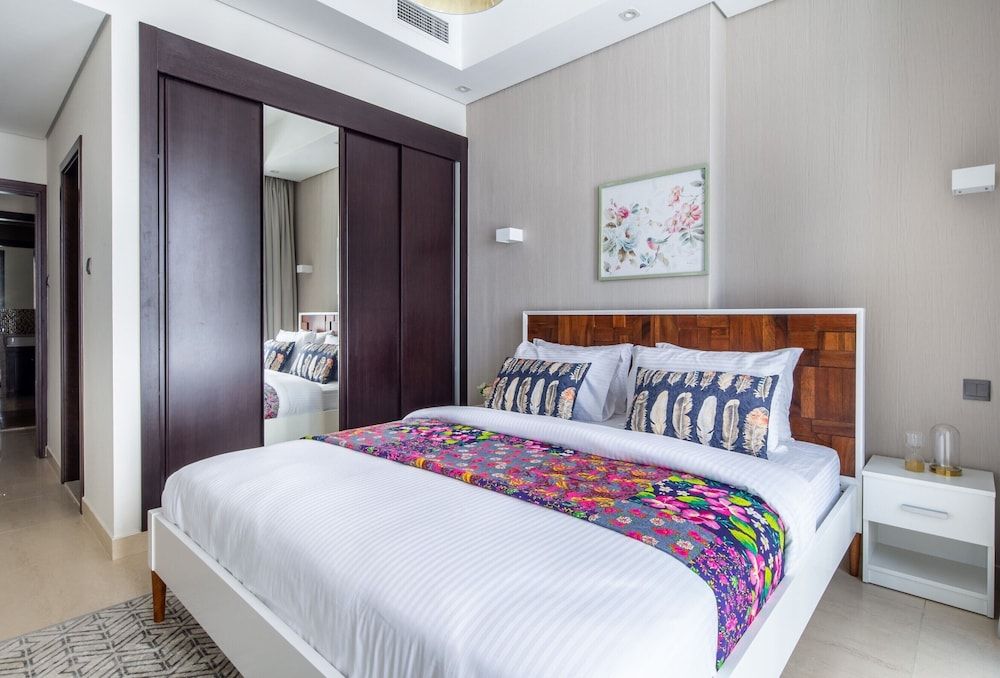 undefined Mesmerizing 1BR Apartment in Grand Downtown Dubai 5