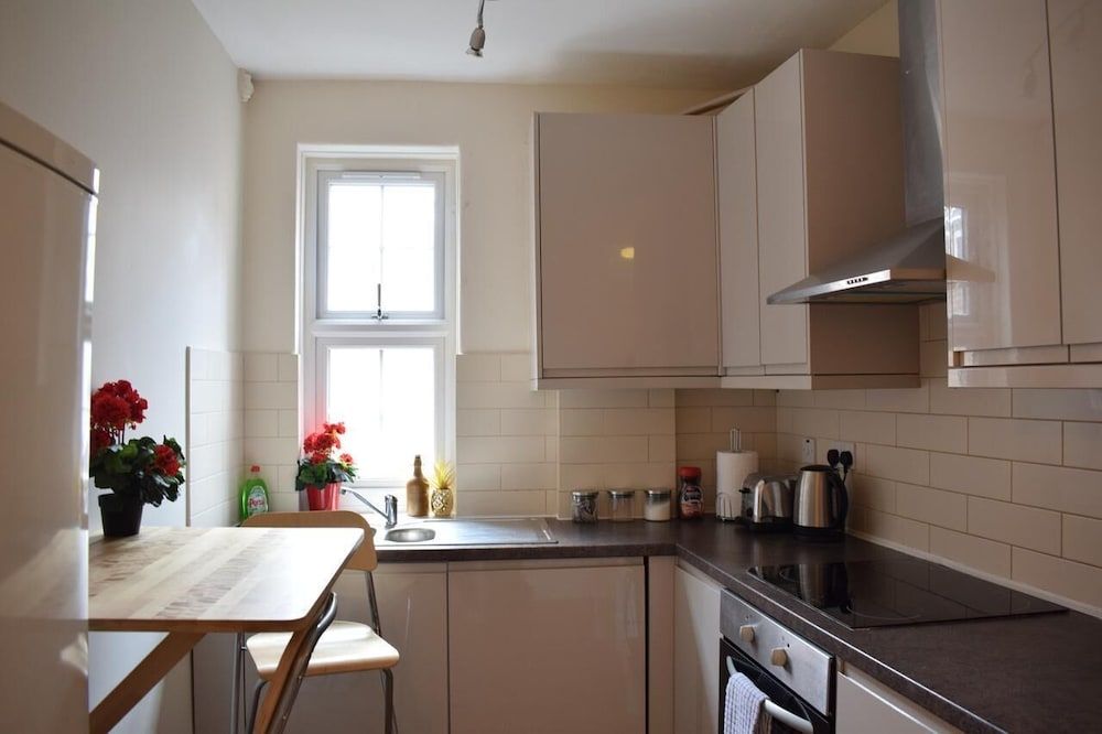 undefined Magma Flat 7