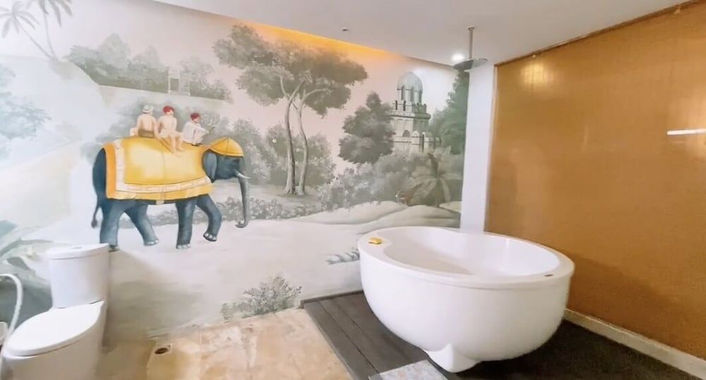 Phu Nhuan Unique Apartment In Vietnam Classic Apartment, 1 Bedroom, Kitchen, City View 10