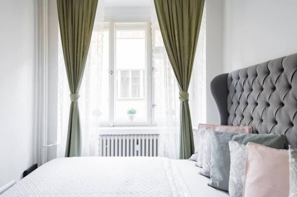 undefined Sokolovska Apartment 9