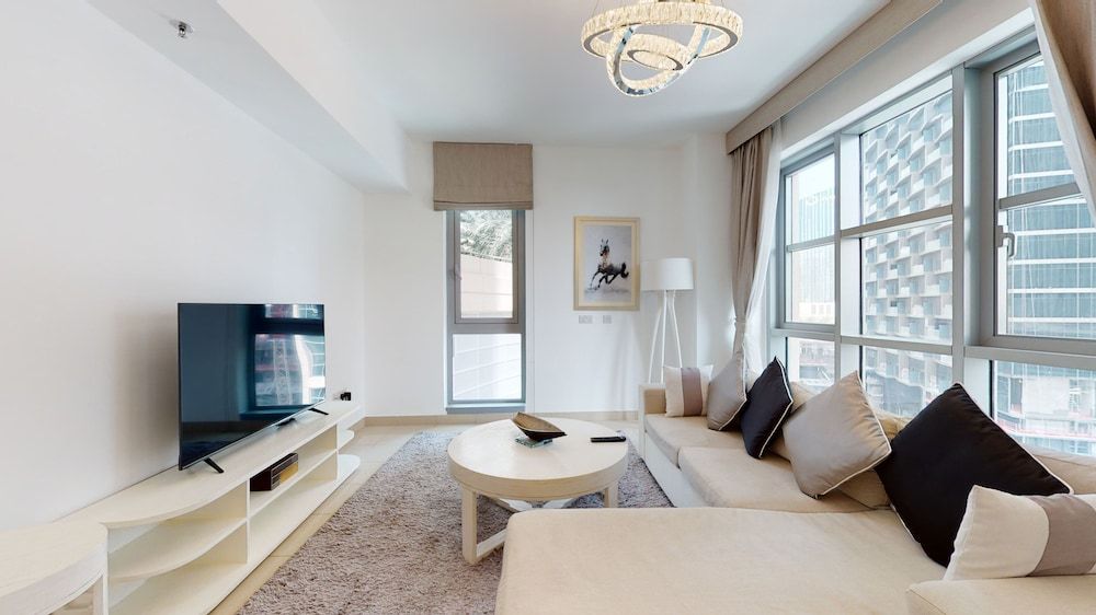 Lux BnB 3BDR Burj Khalifa & Pool Views Premier Apartment 25