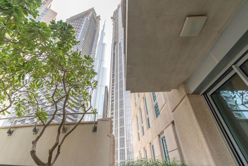 Lux BnB 3BDR Burj Khalifa & Pool Views Premier Apartment 44