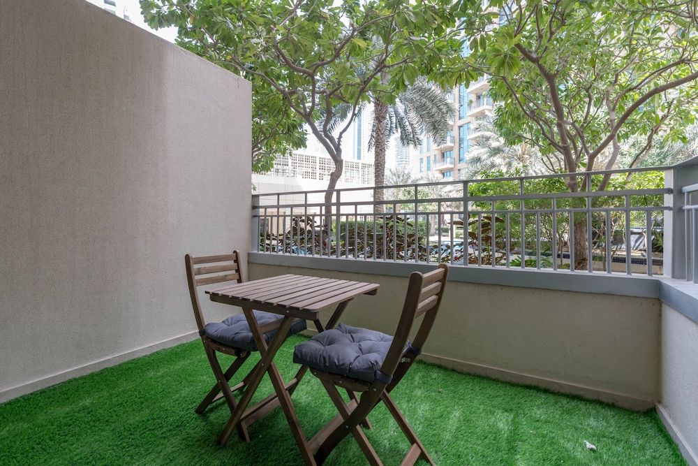 Lux BnB 3BDR Burj Khalifa & Pool Views Premier Apartment 30