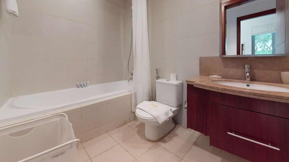 Lux BnB 3BDR Burj Khalifa & Pool Views Premier Apartment 42