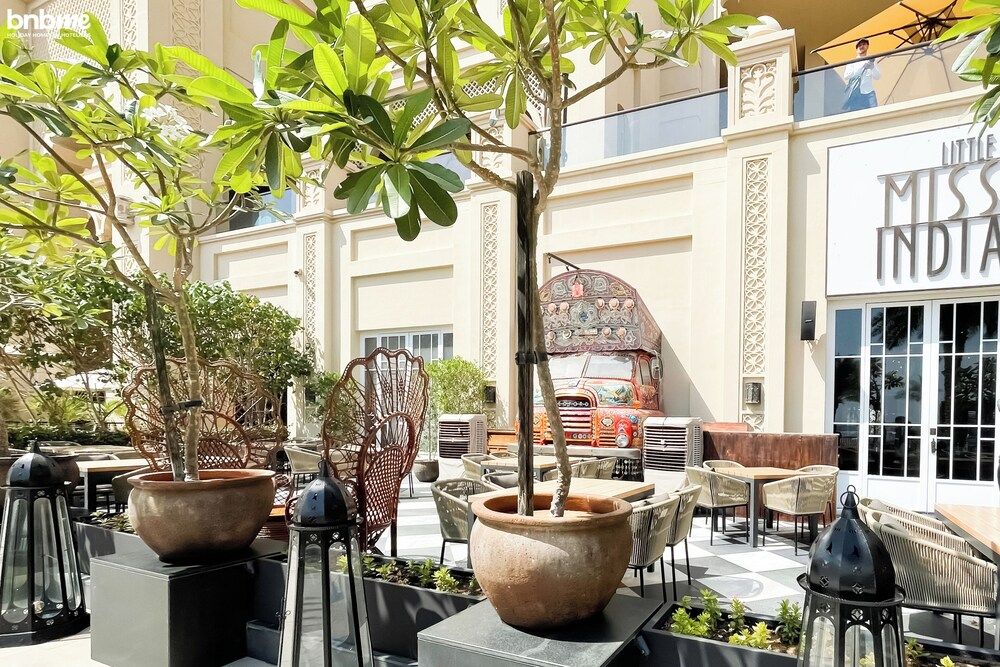 undefined bnbme | Fairmont The Palm | 1 BDR 4