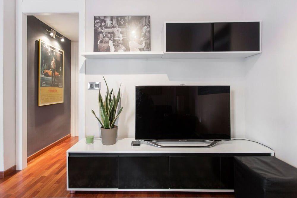 Centric Apartment Fira Business Apartment, 1 Bedroom, Balcony 13