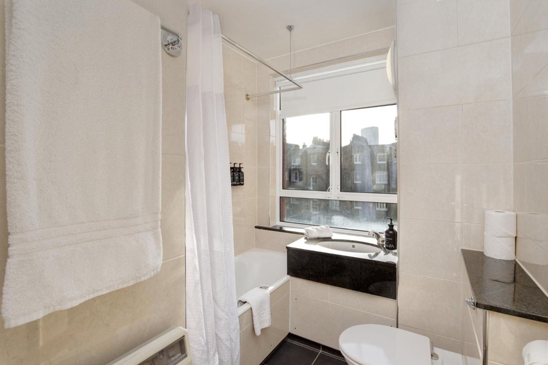 undefined Bedford Hotel 4