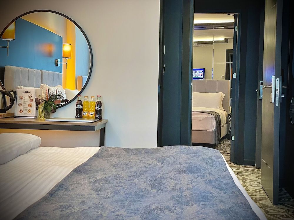 undefined Weingart Istanbul 2