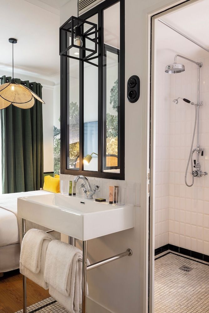 Avalon Cosy Hotel Paris Gare du Nord Double Room 4