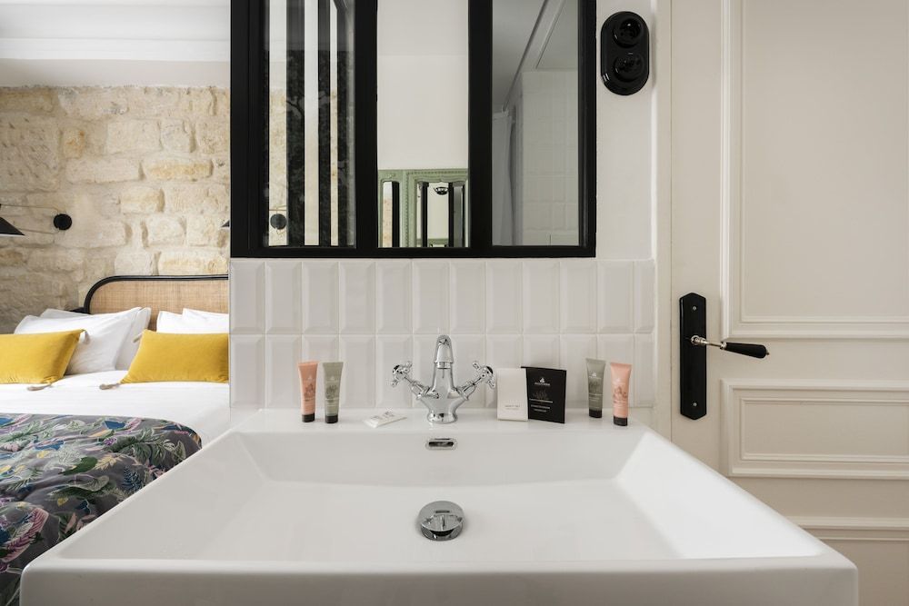 Avalon Cosy Hotel Paris Gare du Nord Double Room 2