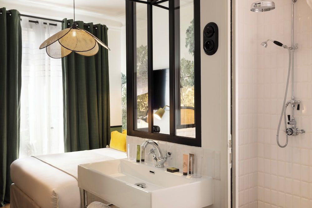Avalon Cosy Hotel Paris Gare du Nord Double Room 5