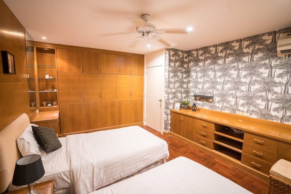 Dojo Pool Villa Beachfront 6-Bedroom Villa with Private Pool 3