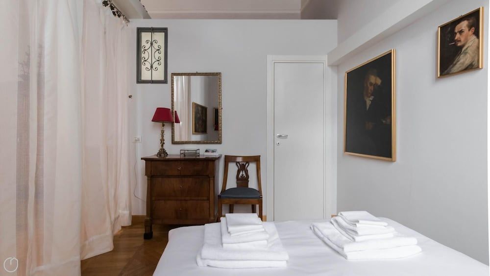 Santa Maria Fulcorina 11 Apartment 21