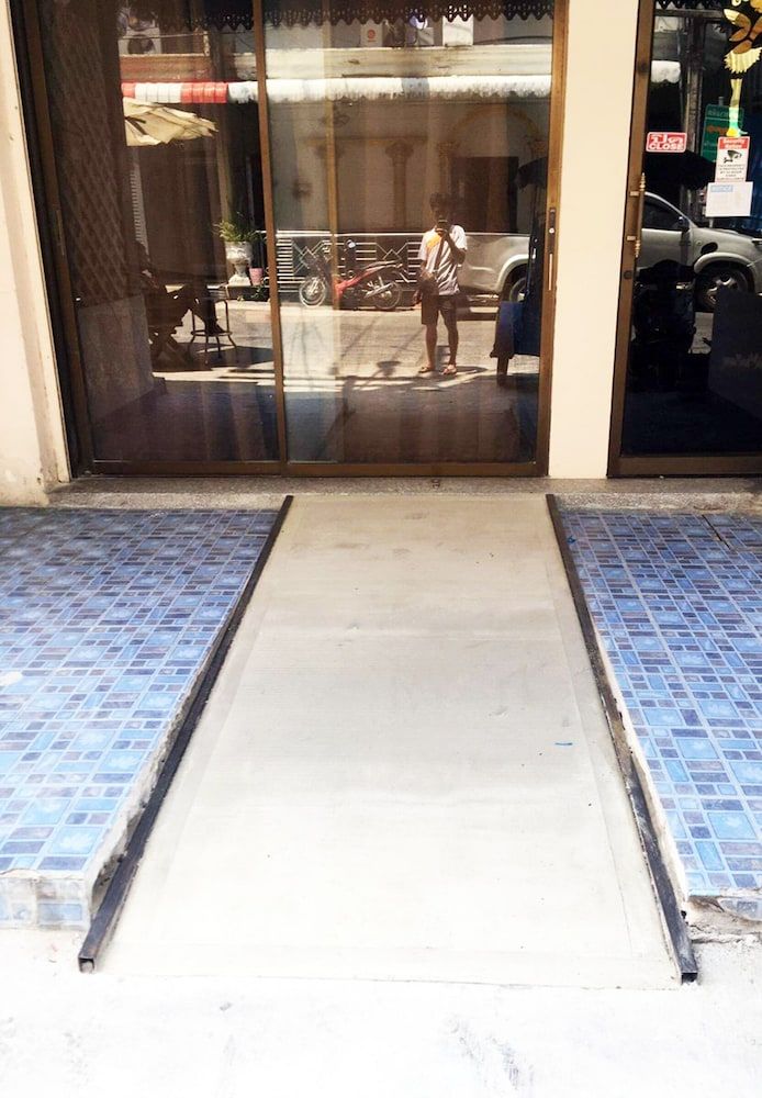 undefined Canterbury Tales Guesthouse 7