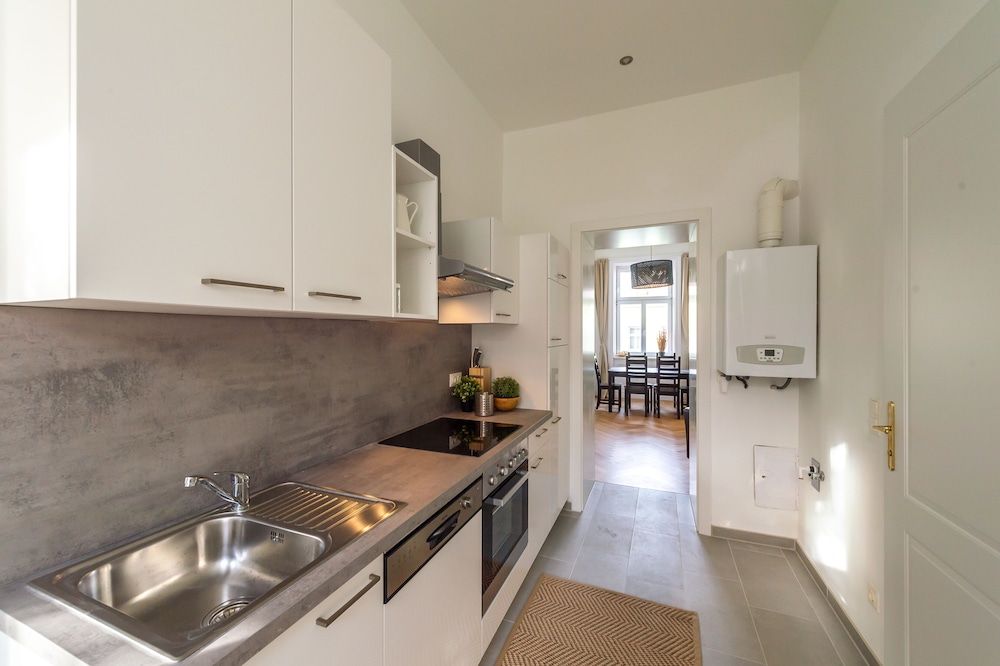 undefined Wallenstein Apartments 7