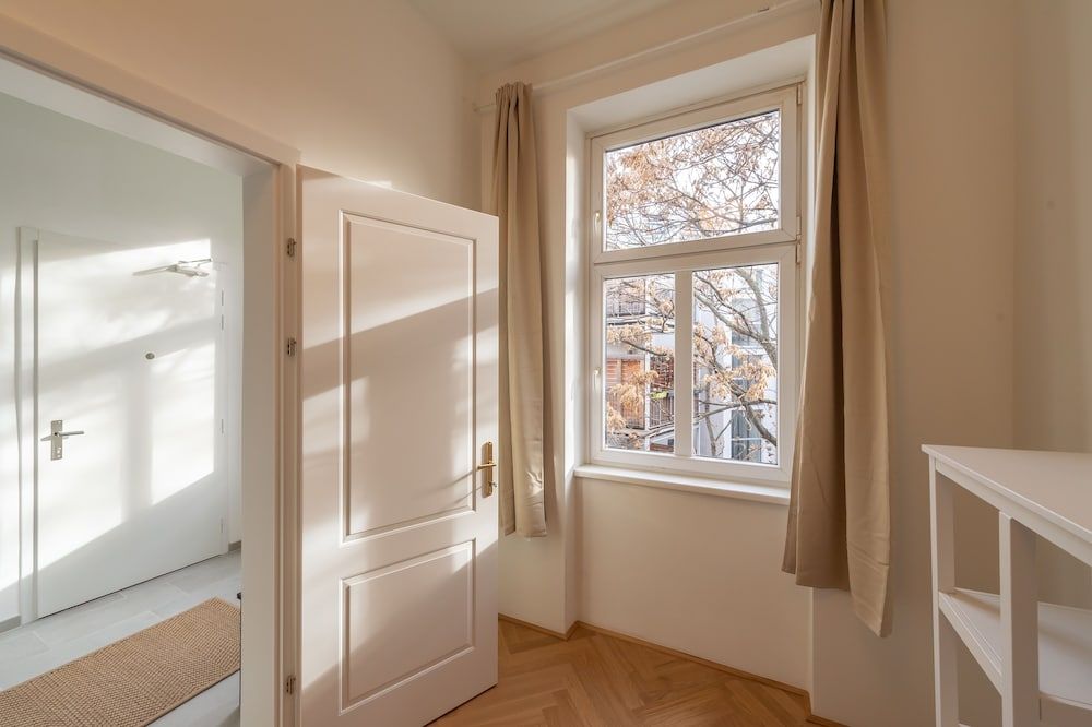 undefined Wallenstein Apartments 9