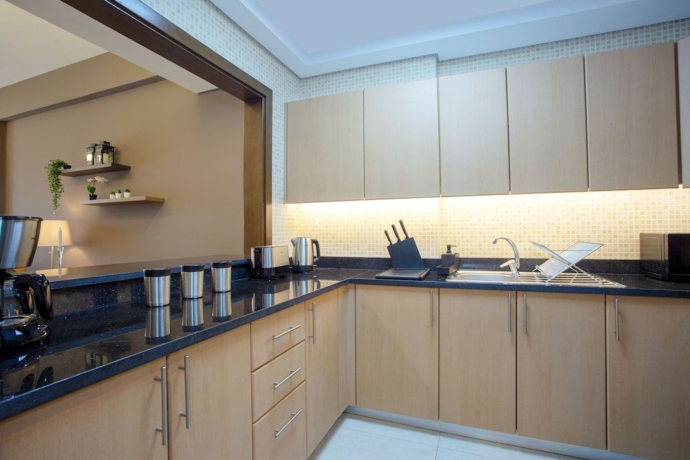 undefined Holiday Boulevard 7