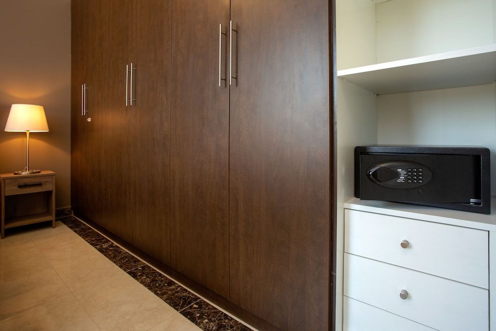 Holiday Boulevard Deluxe Apartment, 2 Bedrooms, Balcony 11