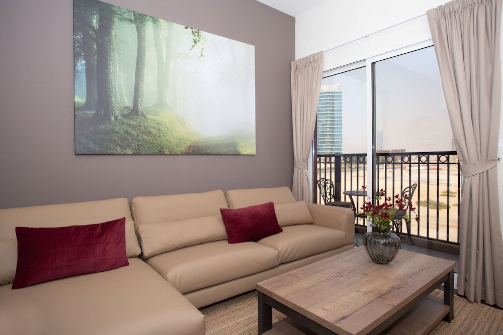 Holiday Boulevard Deluxe Apartment, 2 Bedrooms, Balcony 9