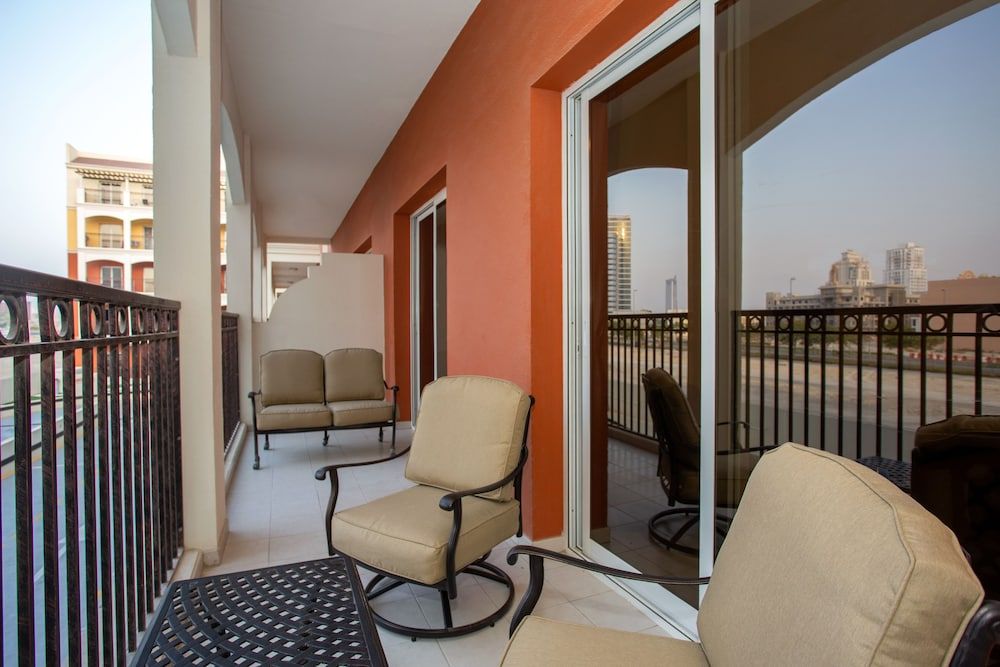 Holiday Boulevard Deluxe Apartment, 2 Bedrooms, Balcony 10