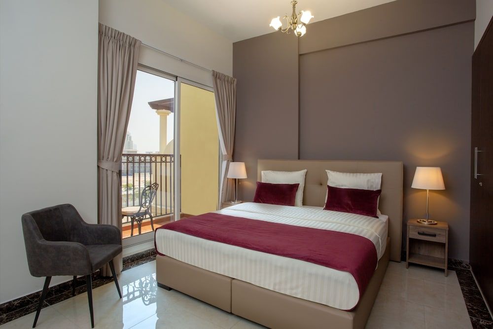 undefined Holiday Boulevard 4