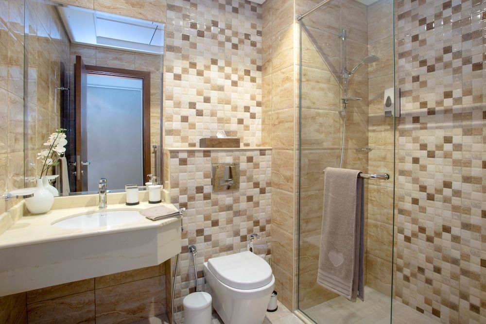 Holiday Boulevard Luxury Apartment, 2 Bedrooms, Balcony 6